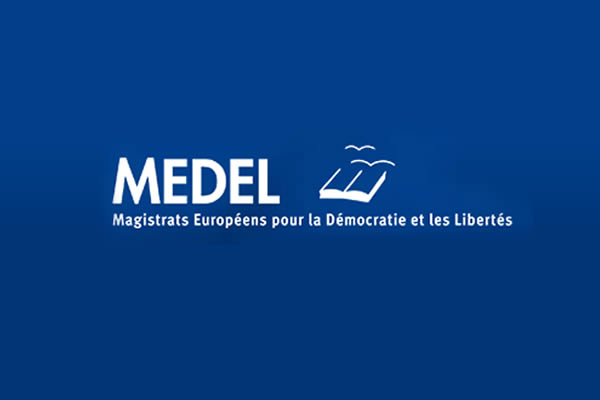 Carta de Apoio do Presidente da MEDEL, Michelini Gualtiero à acção do SMMP
